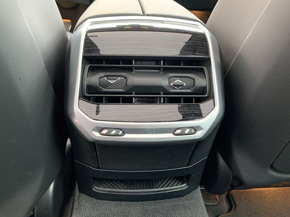 BMW 740