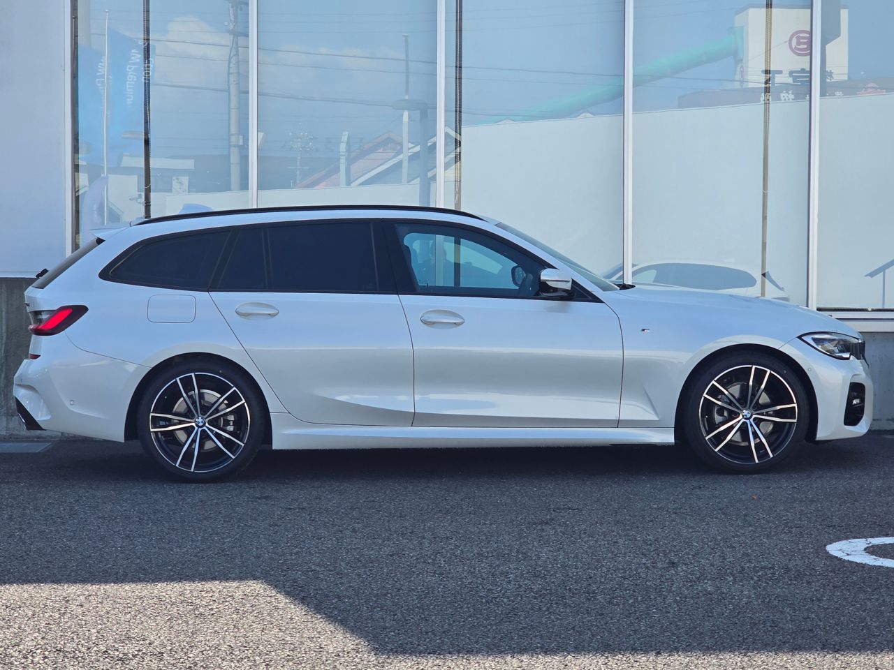 G21 320d xDrive Touring RHD