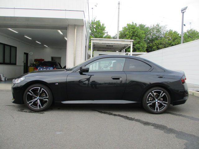 G42 220i Coupe