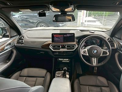 G01 X3 M40d RHD LCI ZA
