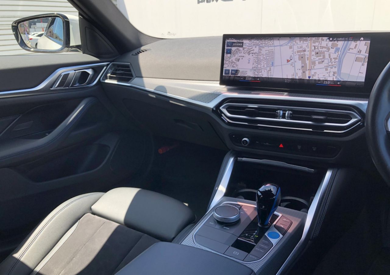 G26 i4 eDrive35 RHD