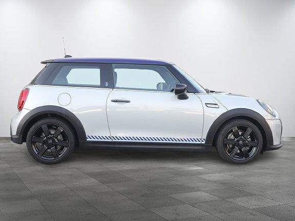 MINI Cooper F56 RHD