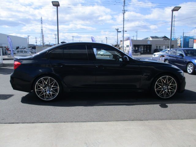 M3 LIMOUSINE RHD