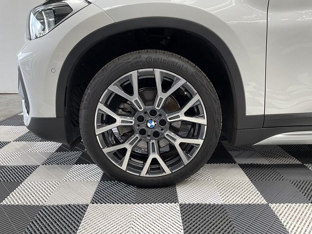 X1 sDrive18i RHD