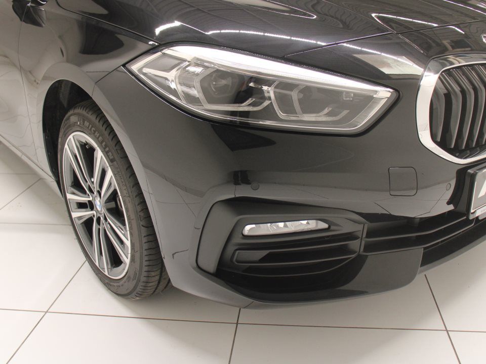 BMW 118