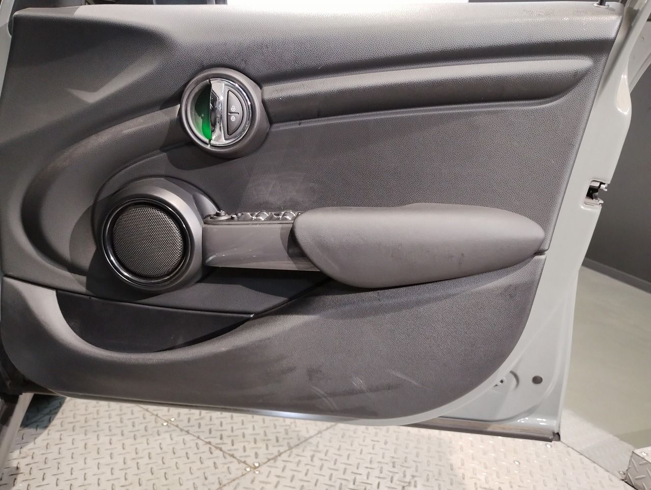 F55 COOPER D (AT)