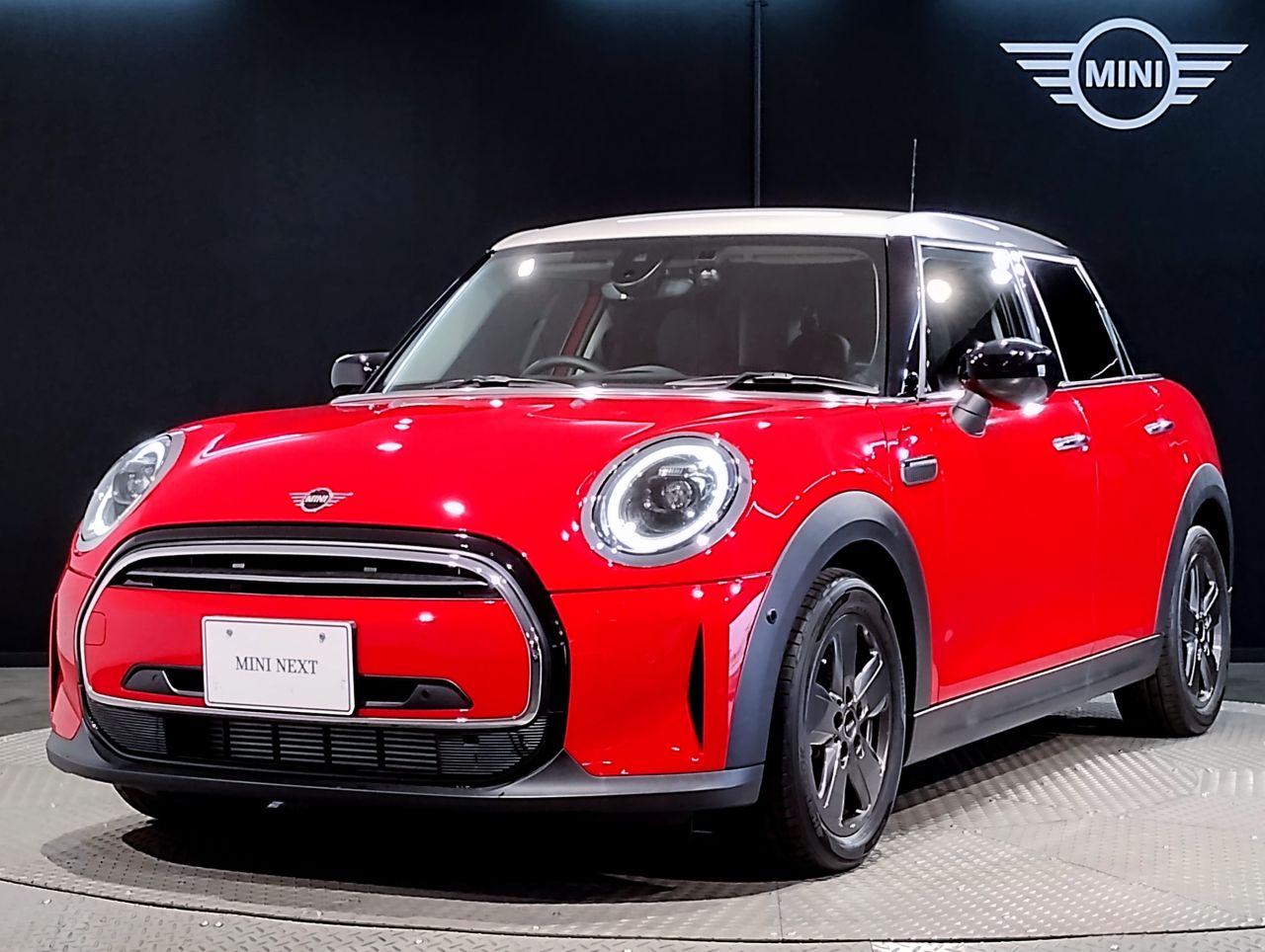 MINI COOPER D 5 DOOR.