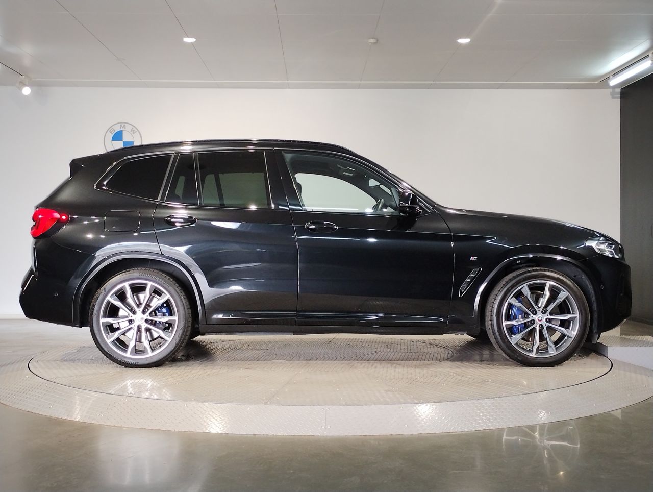 G01 X3 M40d RHD LCI ZA