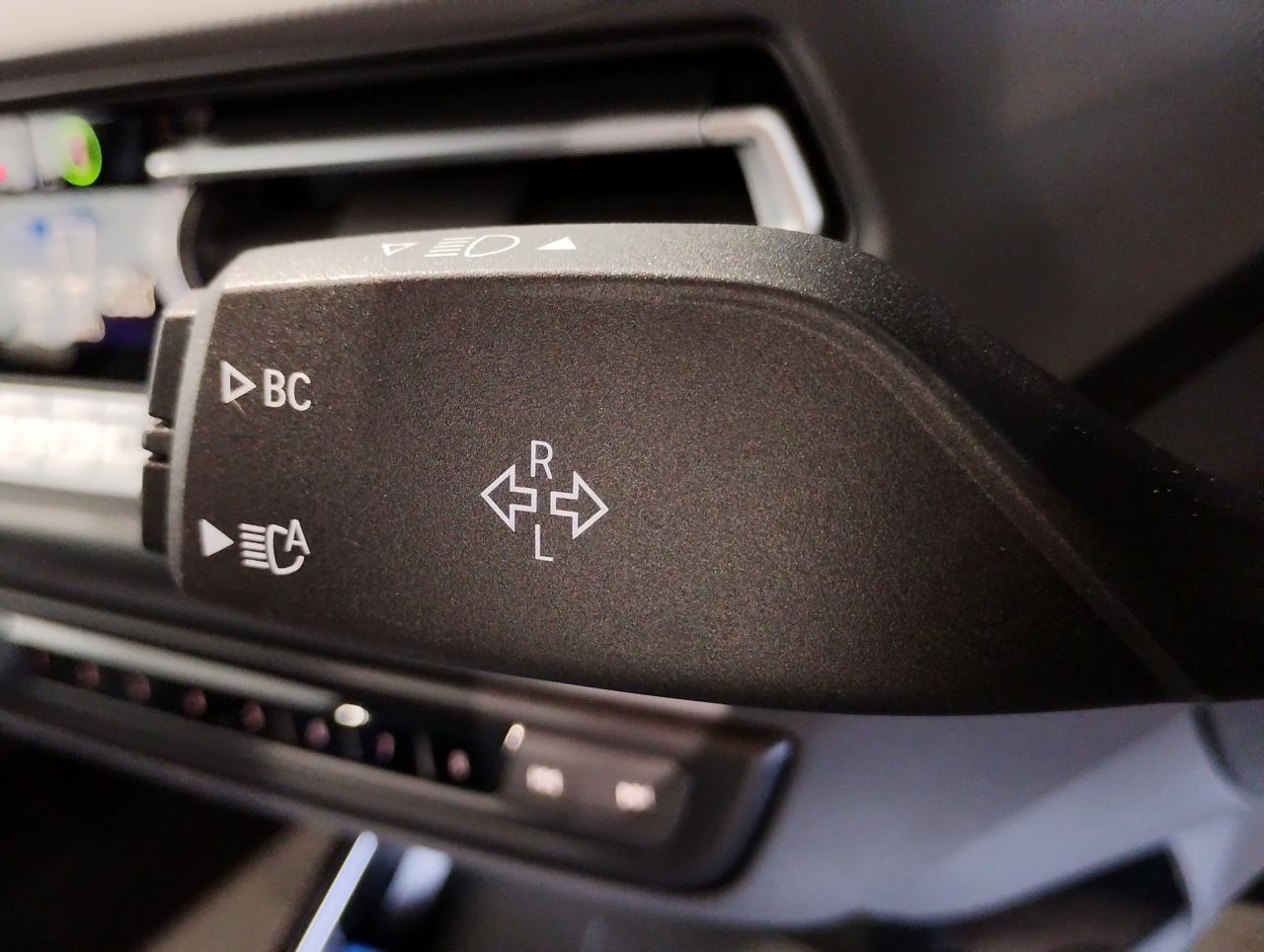 F40 118d Sports Hatch 5-door B47 2.0d