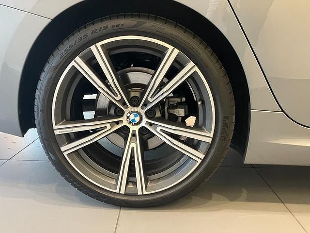 320d xDrive Berline RHD