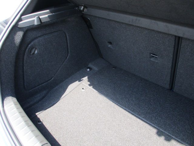 M140I 5DOOR RHD