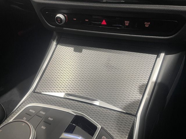 318i Touring RHD