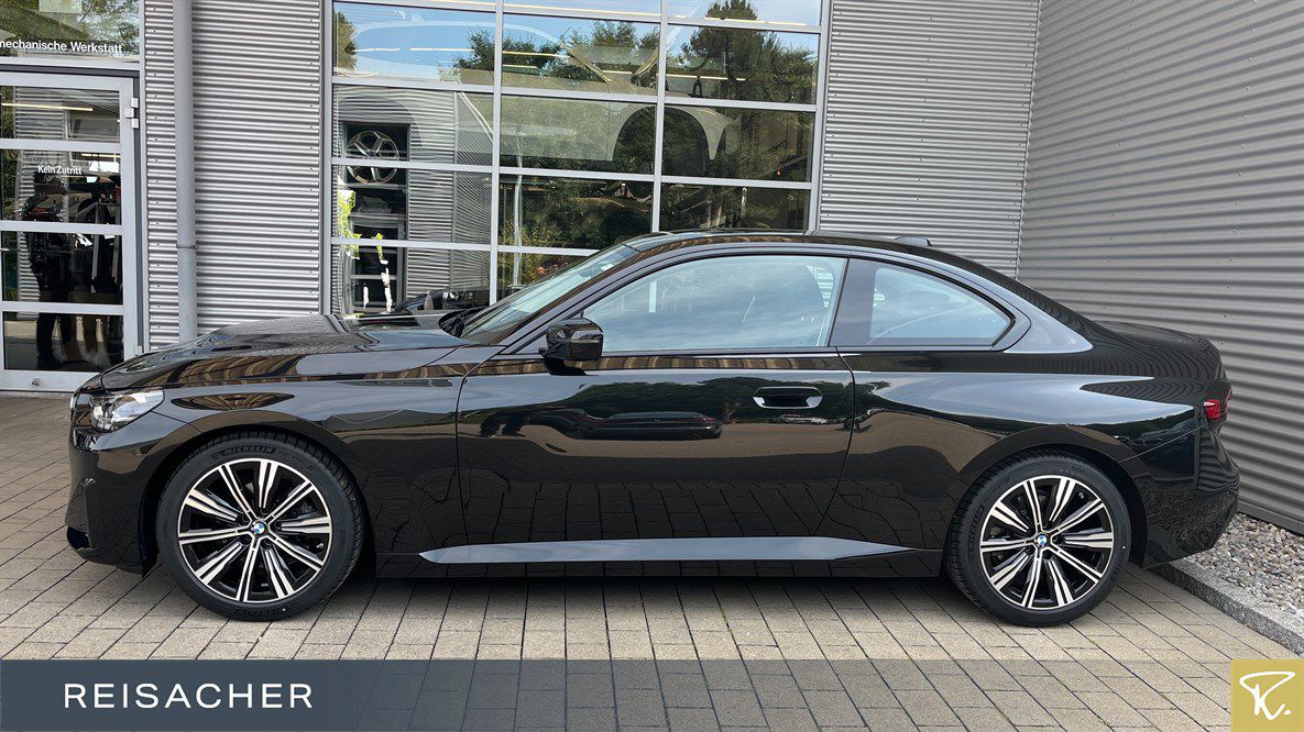 BMW 218