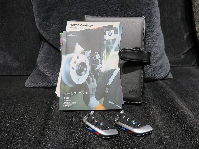 G20 320i Saloon RHD TU