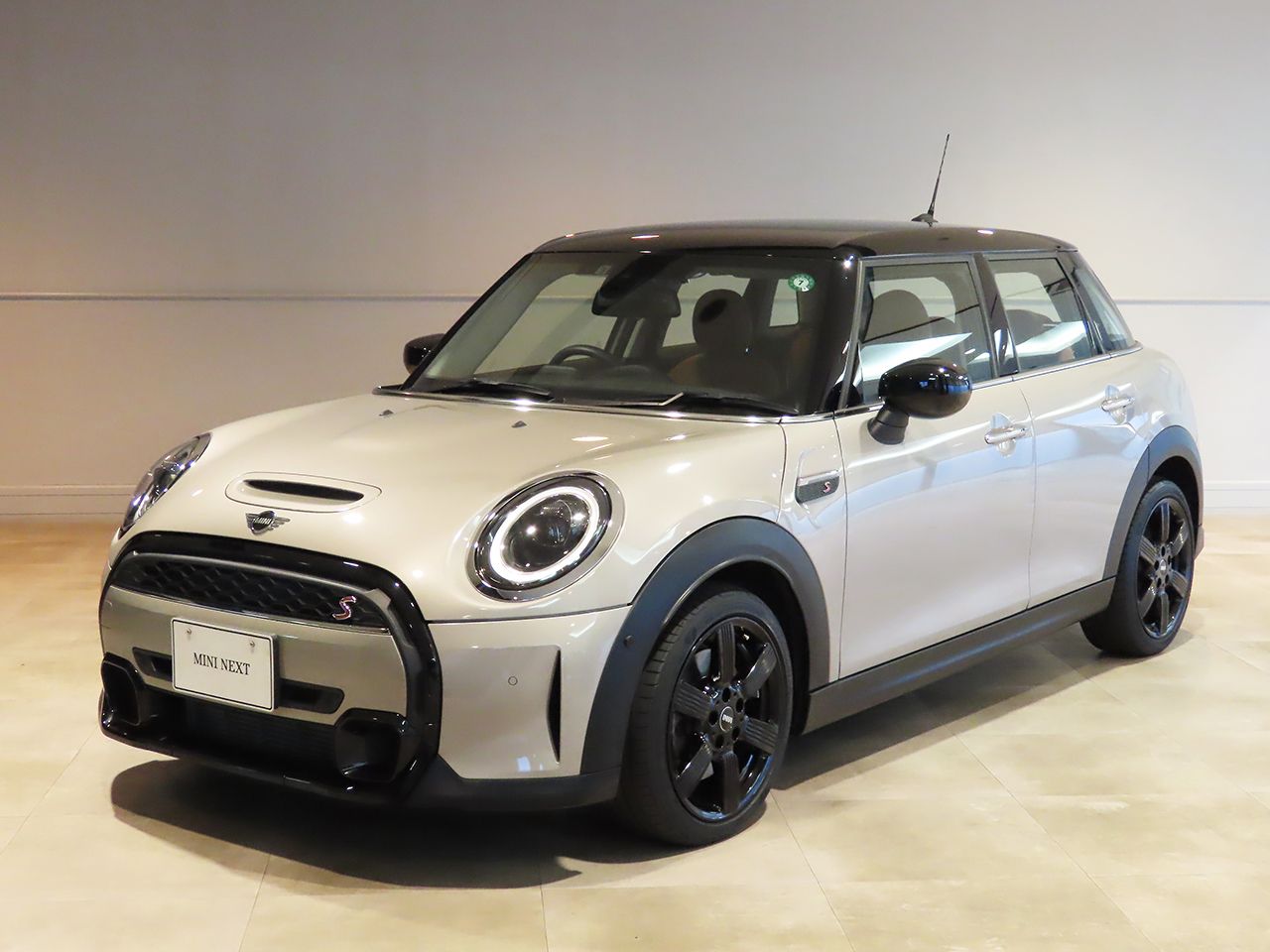 F55 CS