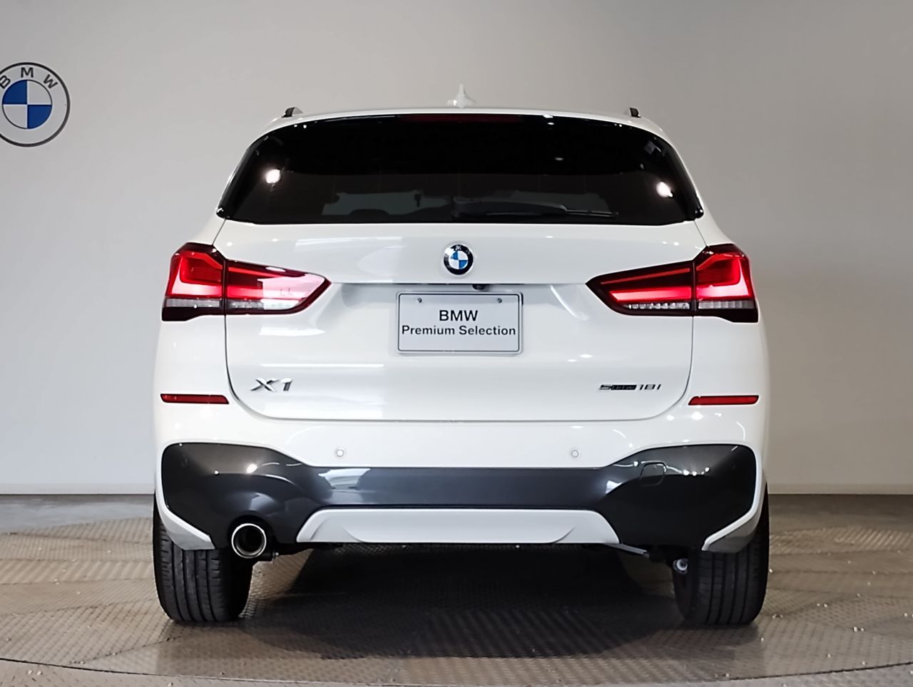 X1 sDrive18i RHD