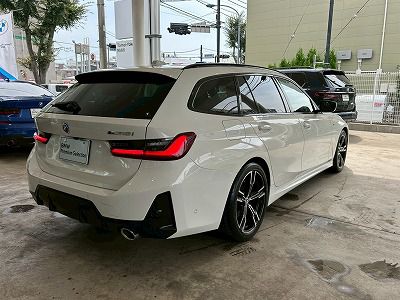 318i Touring RHD