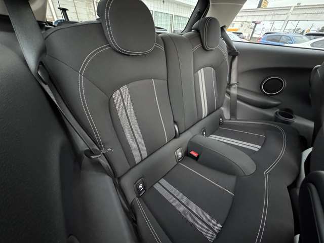 F56 MINI COOPER S