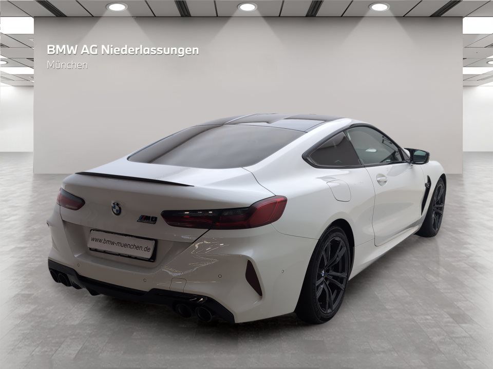 BMW M8