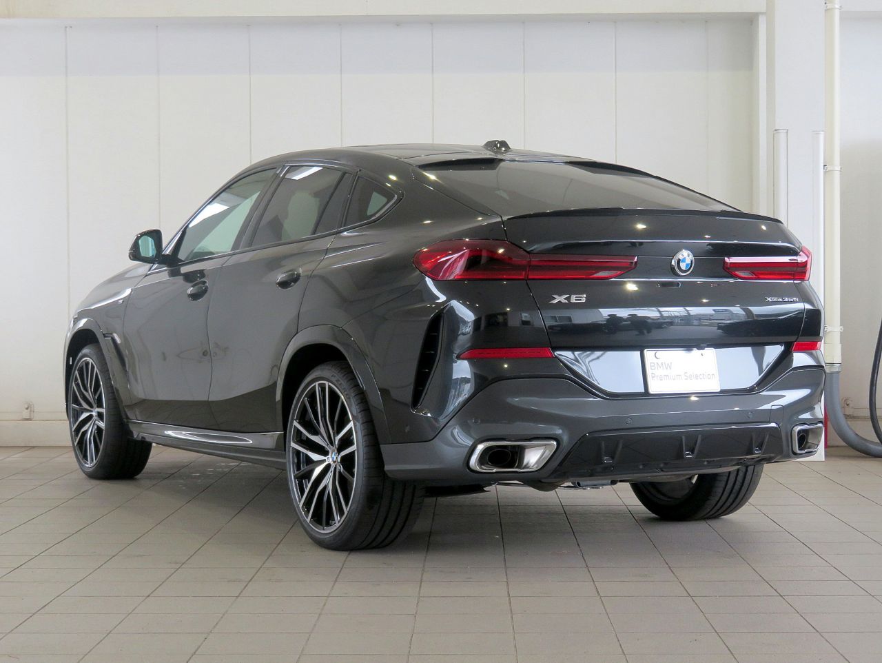 X6 xDrive30d M Sport RHD
