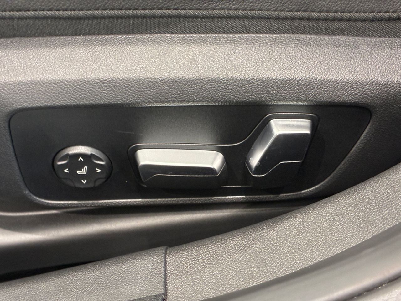 G21 320d xDrive Touring RHD