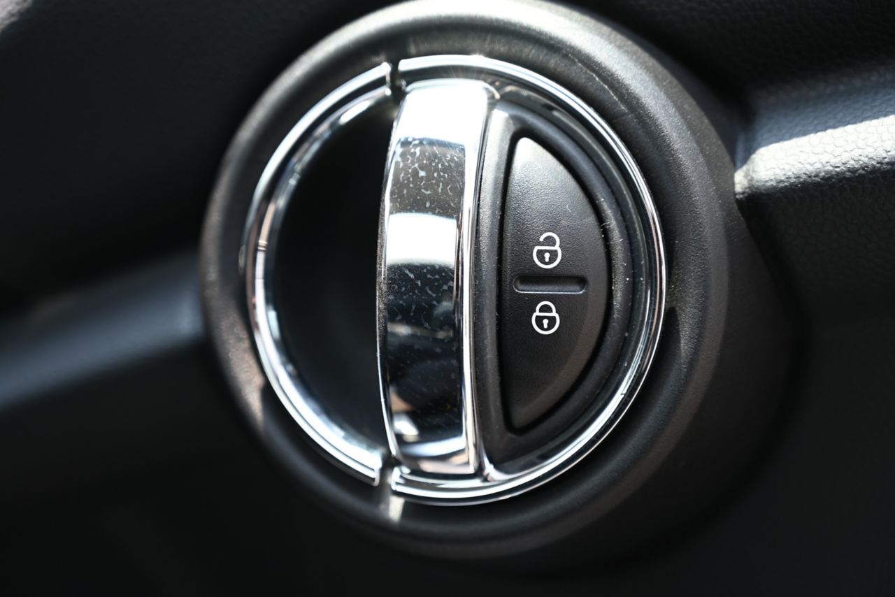 F56 MINI COOPER