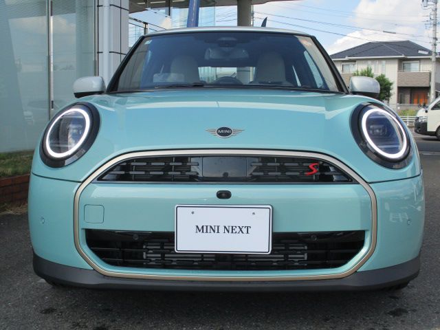 F66 MINI Cooper S 3Dr