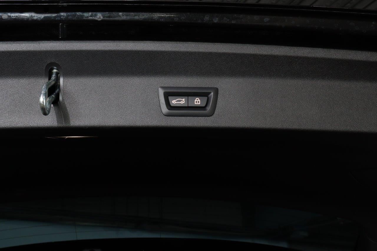X3 20D
