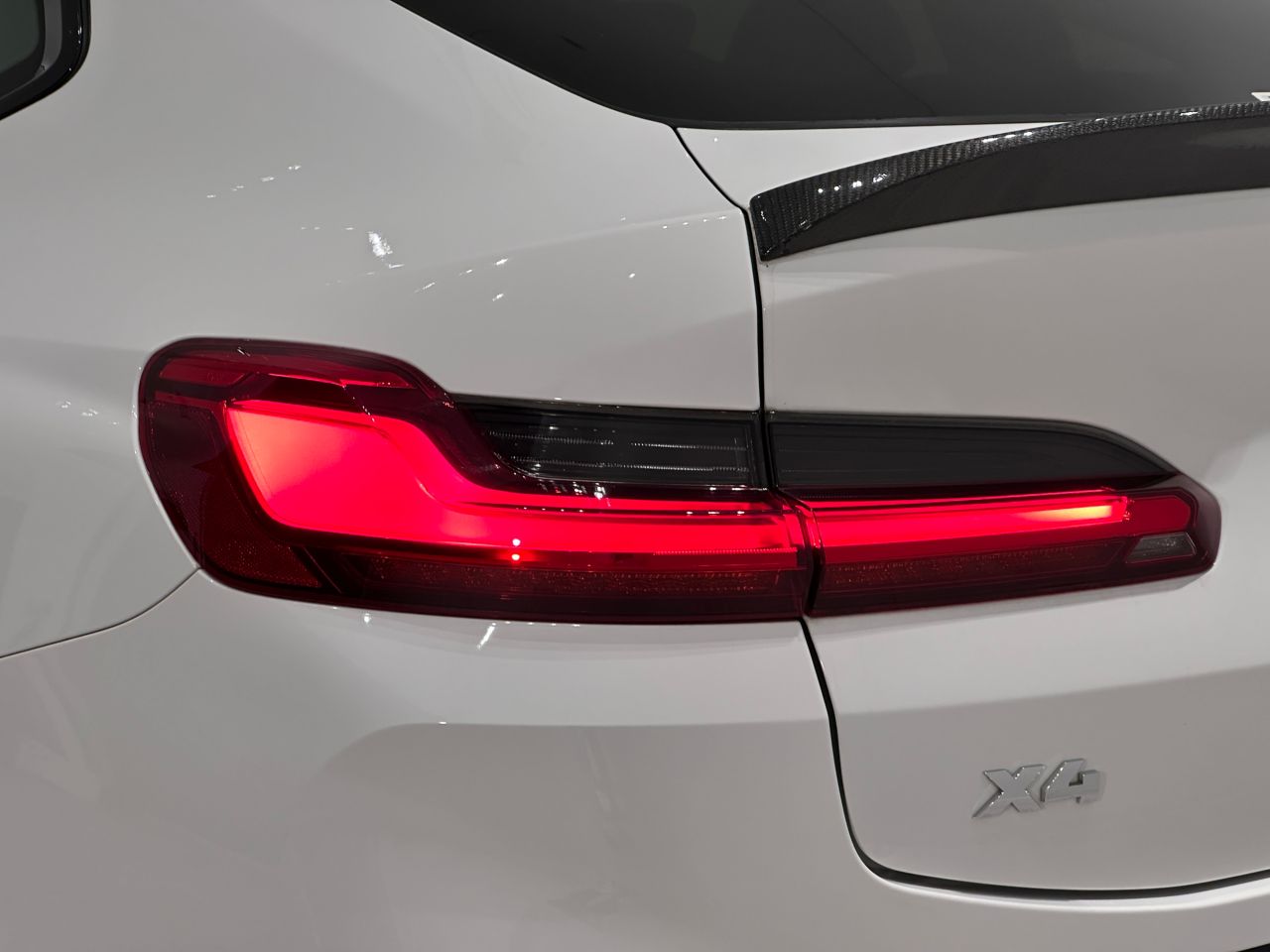 G02 X4 M40i RHD LCI