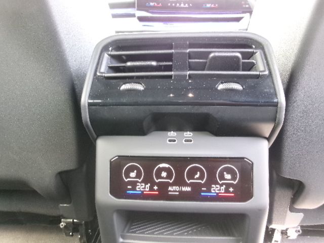 BMW i5 eDrive40 M Sport RHD