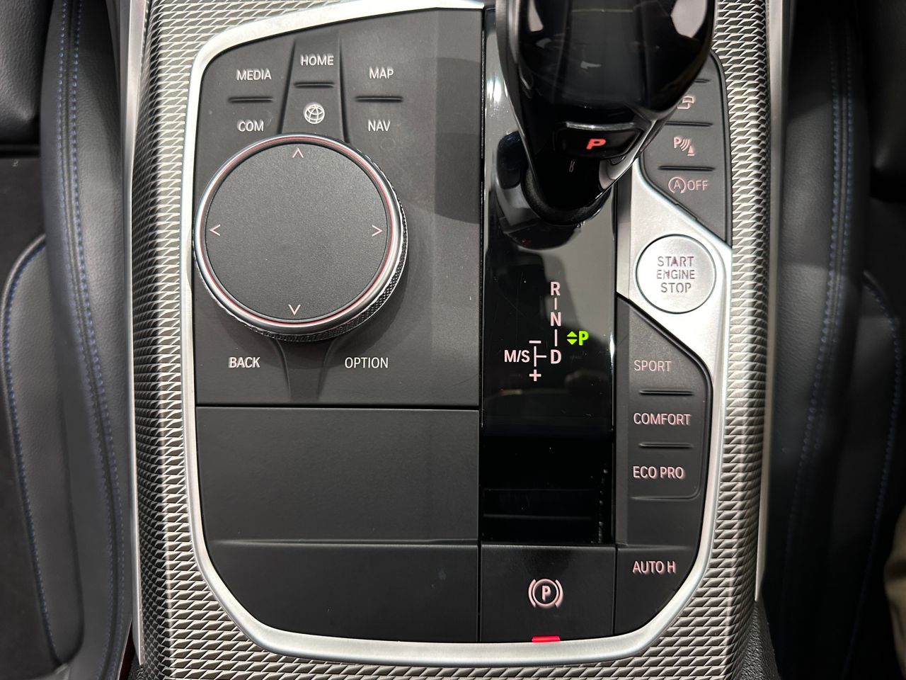 G20 320i Saloon RHD TU