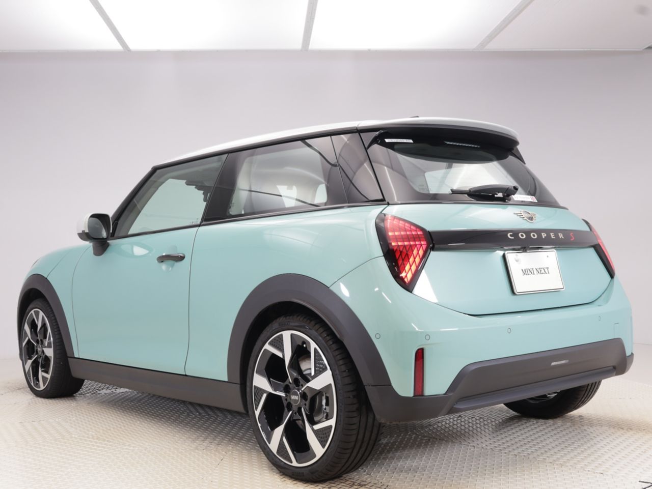 F66 MINI Cooper S 3Dr