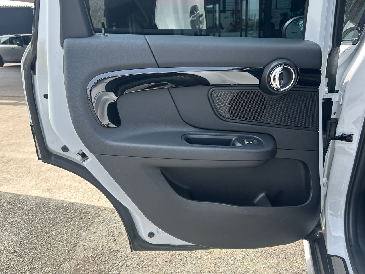 MINI CROSSOVER COOPER D