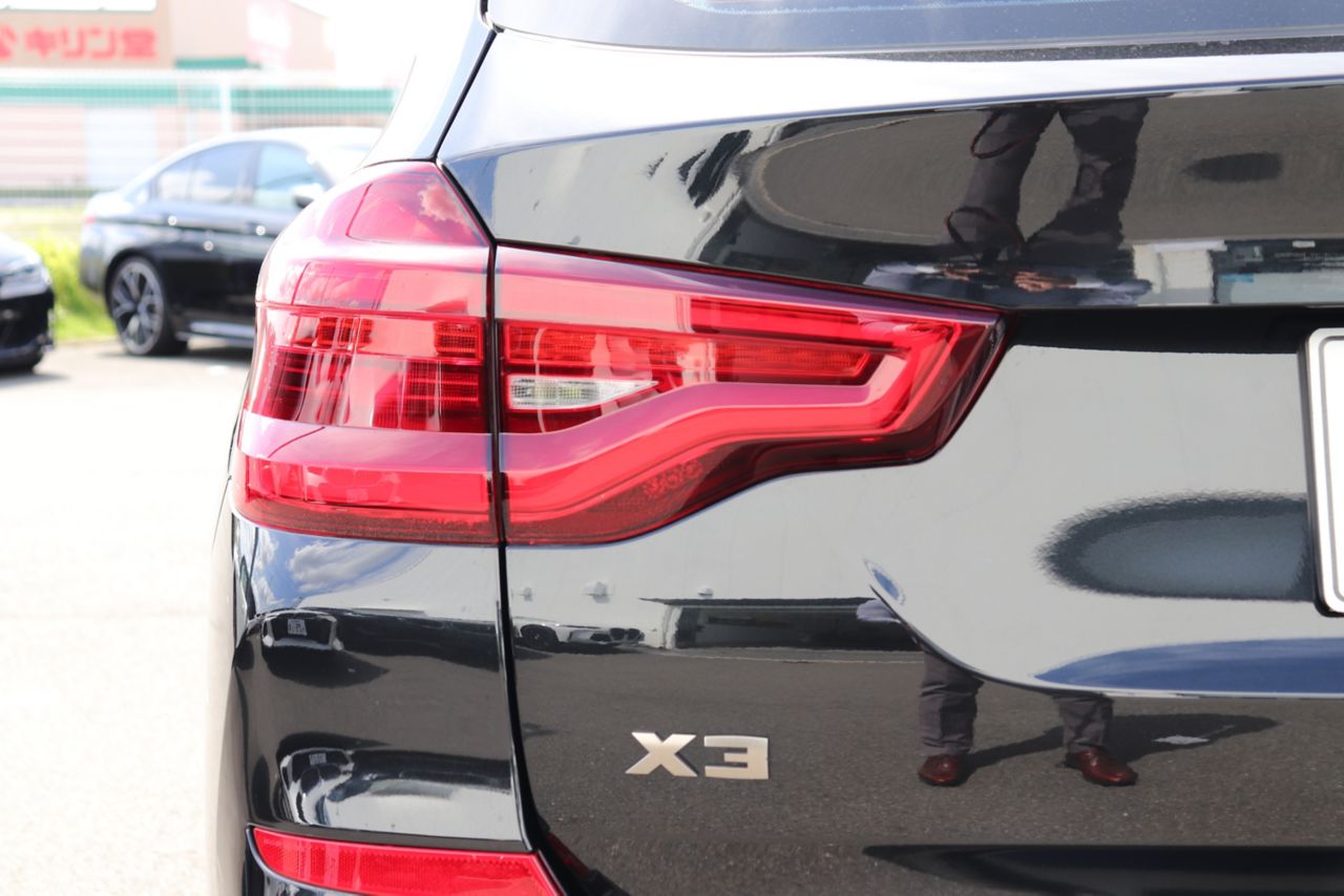 X3 M40d RHD ZA