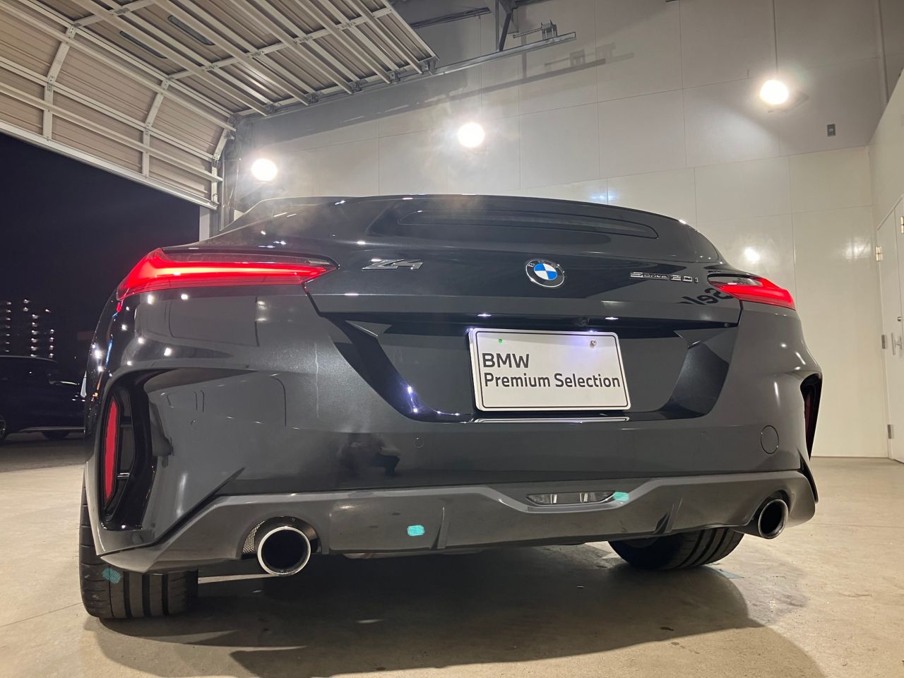 G29 z4 sDrive20i RHD