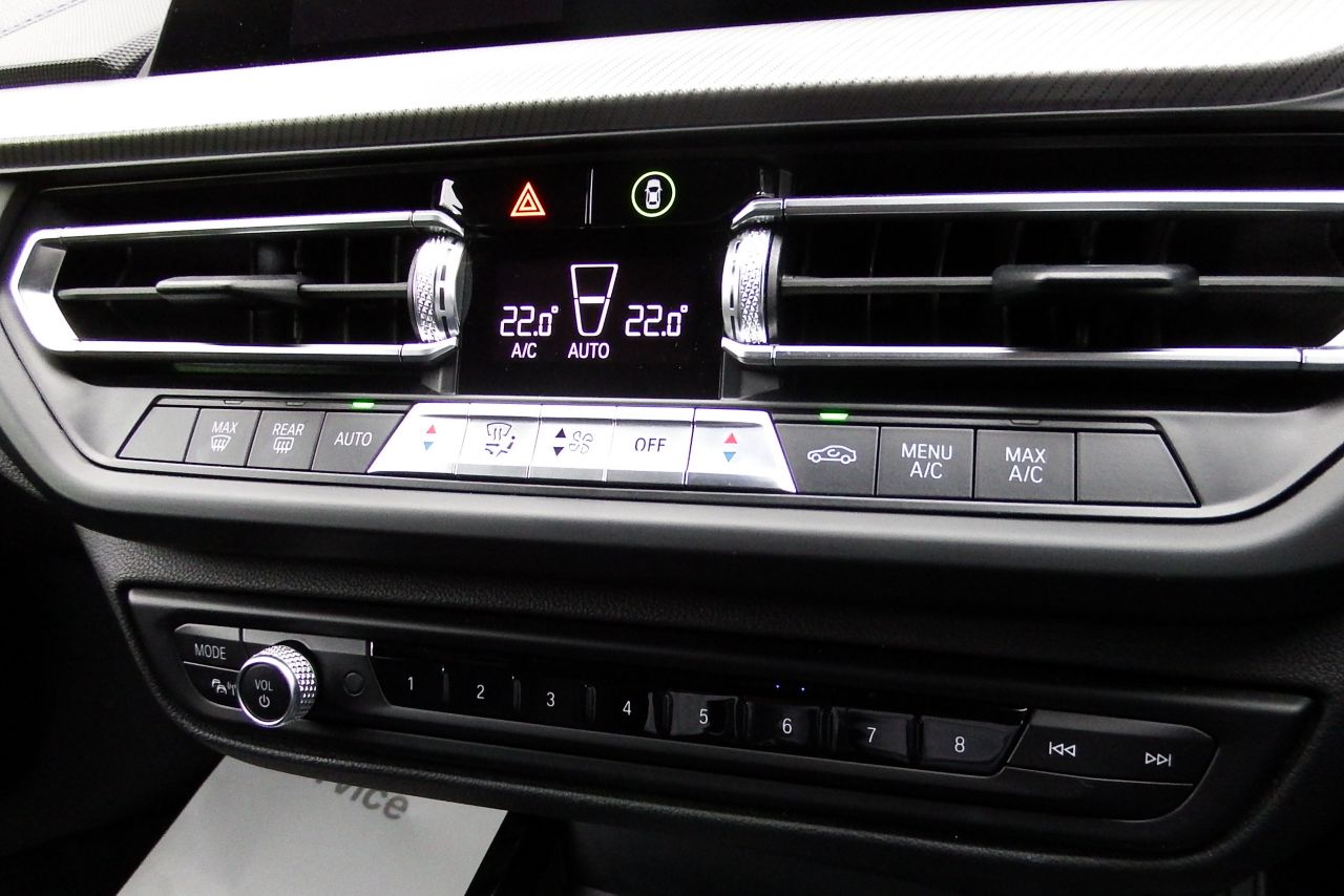 F40 118d Sports Hatch 5-door B47 2.0d