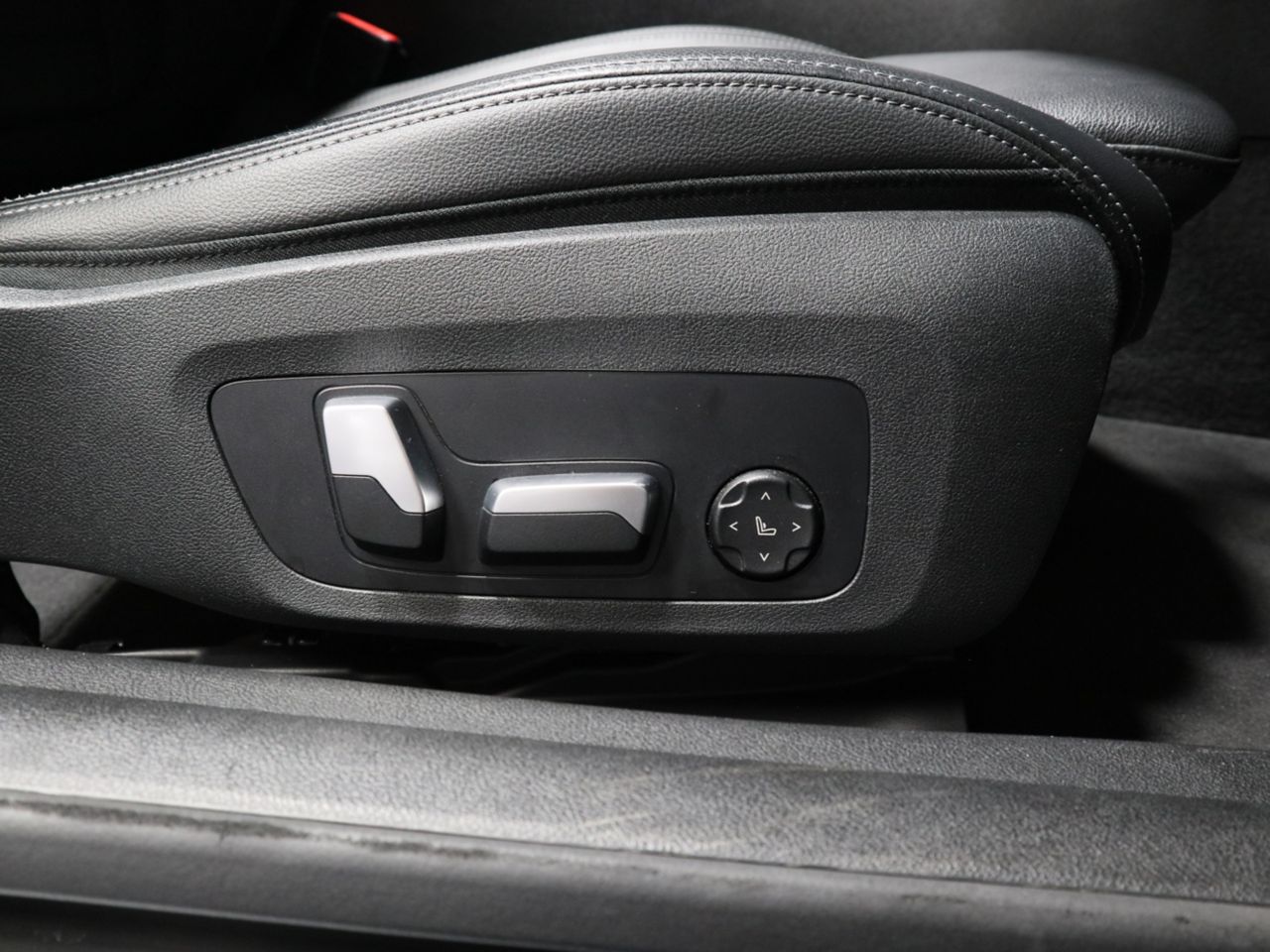 G23 420i Convertible RHD