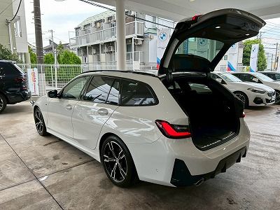 318i Touring RHD