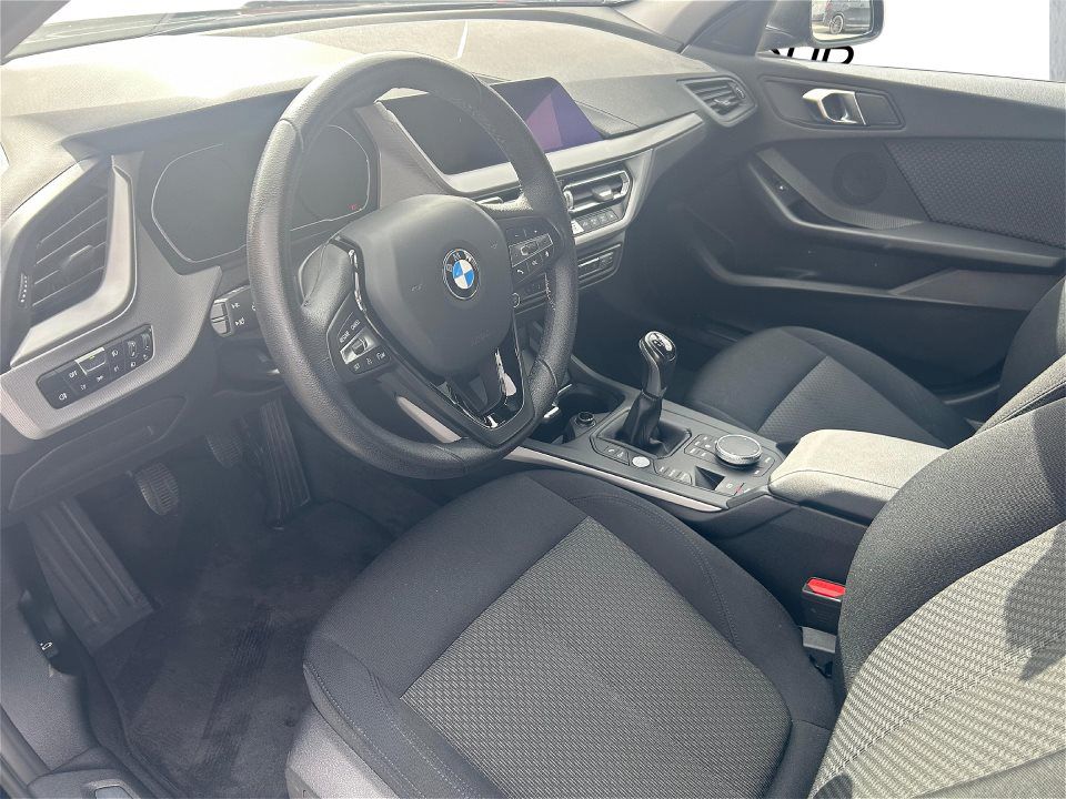 BMW 118