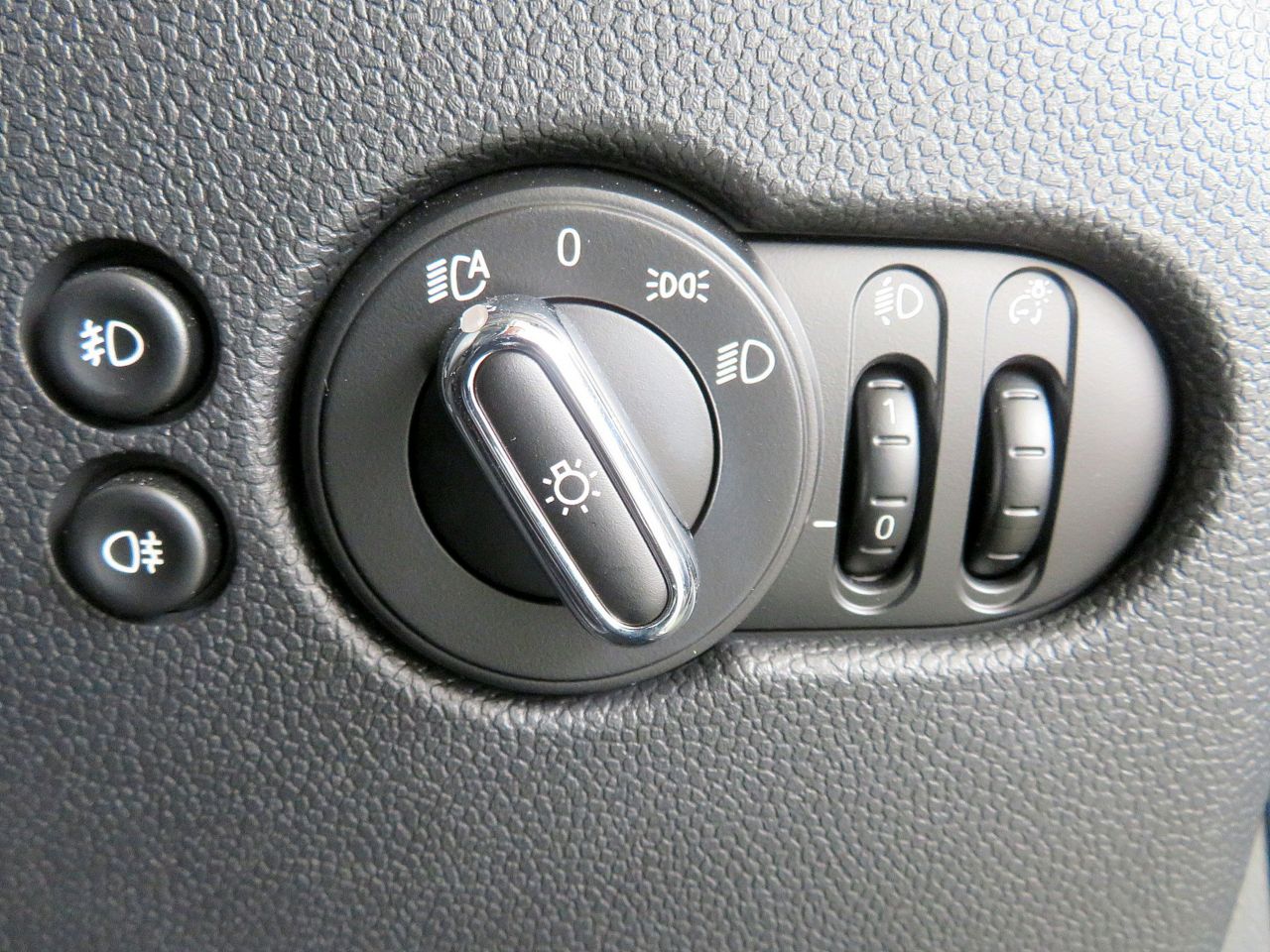 MINI Cooper D 3-Door Hatch
