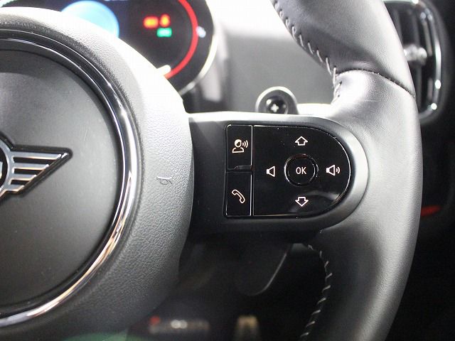 MINI John Cooper Works ALL4 Countryman RHD