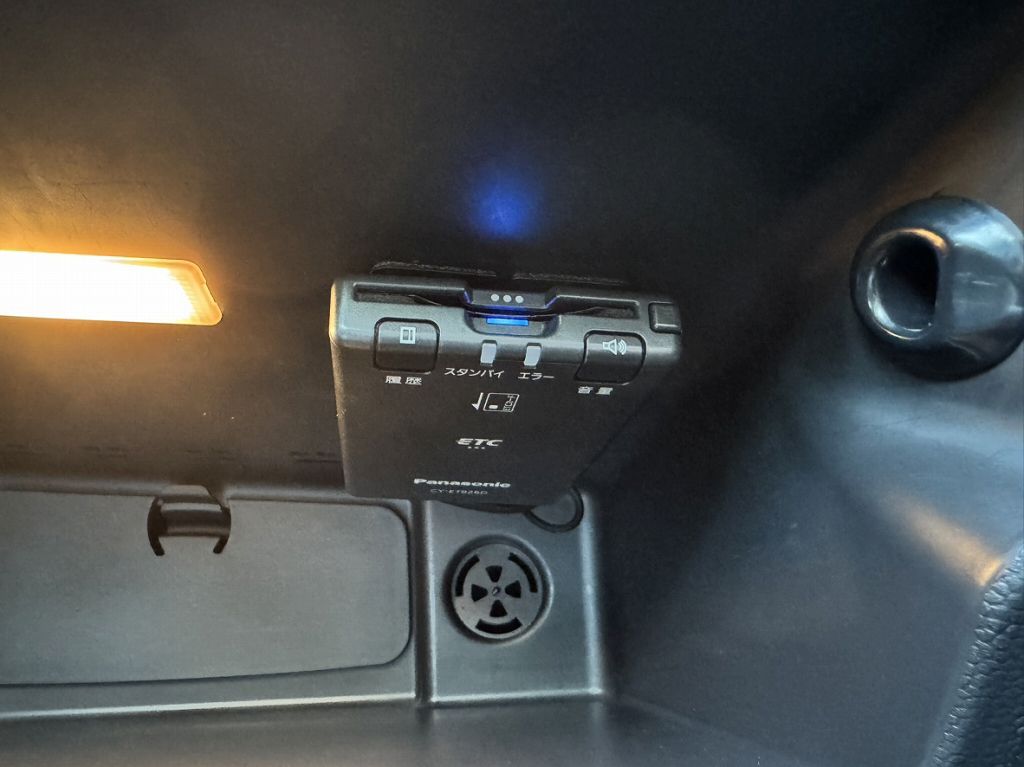 F56 COOPER D (AT)