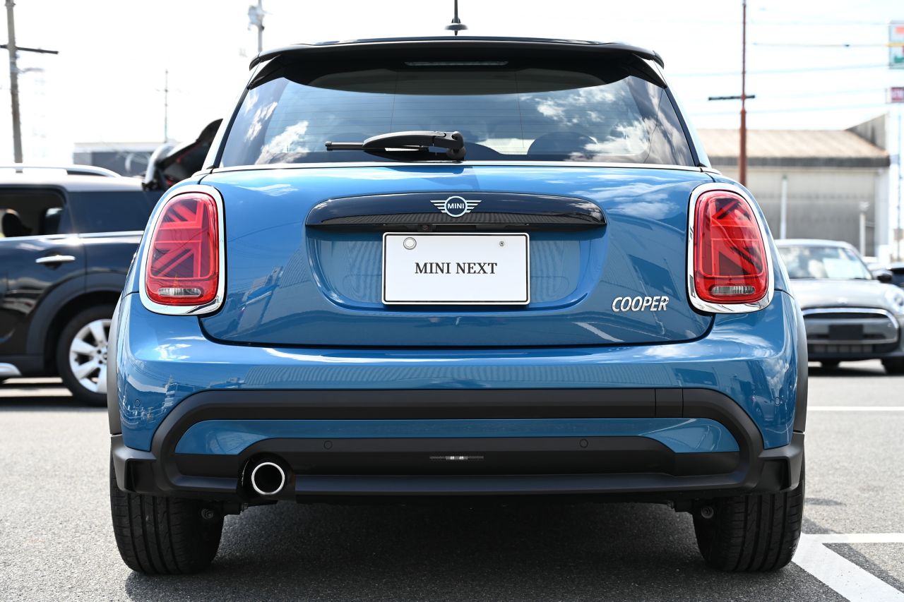 MINI Cooper F56 RHD