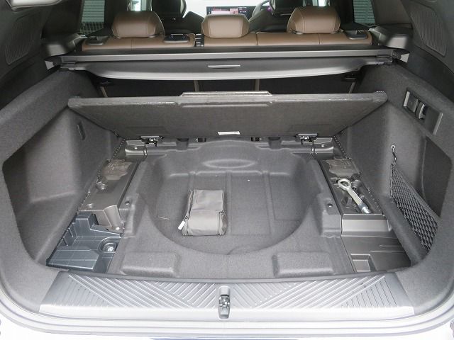X3 M50 US