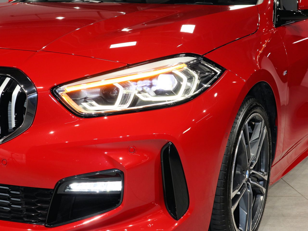 F40 118d Sports Hatch 5-door B47 2.0d