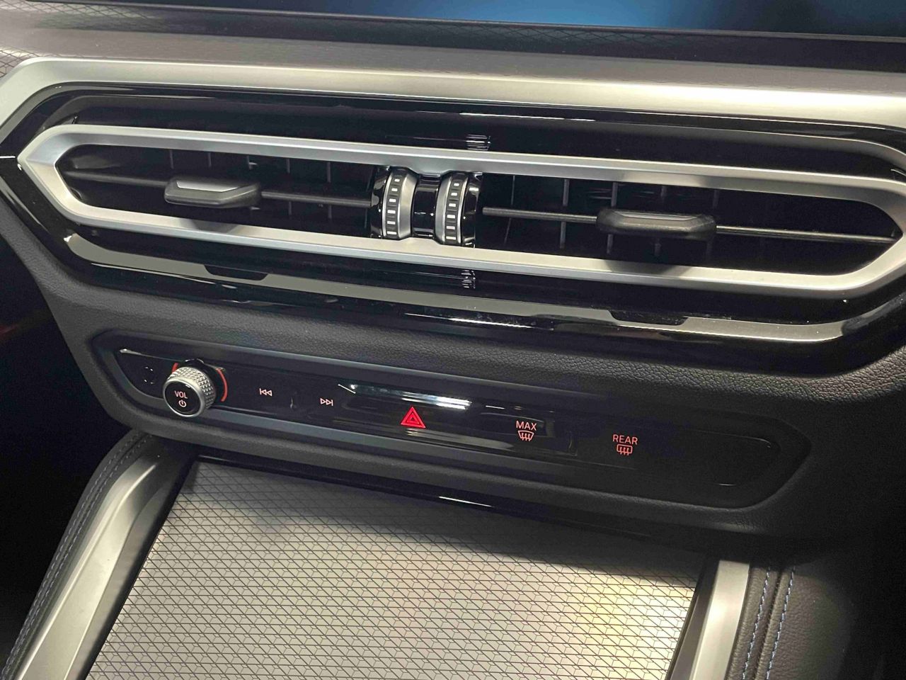 G26 420d xDrive Gran Coupe RHD