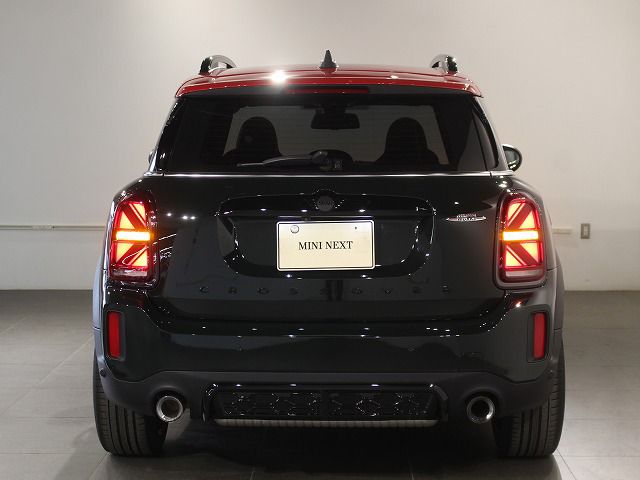 MINI John Cooper Works ALL4 Countryman RHD