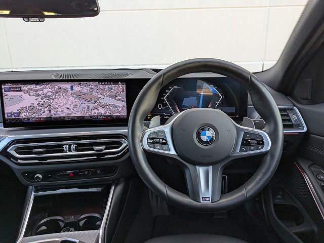 320d xDrive Berline RHD