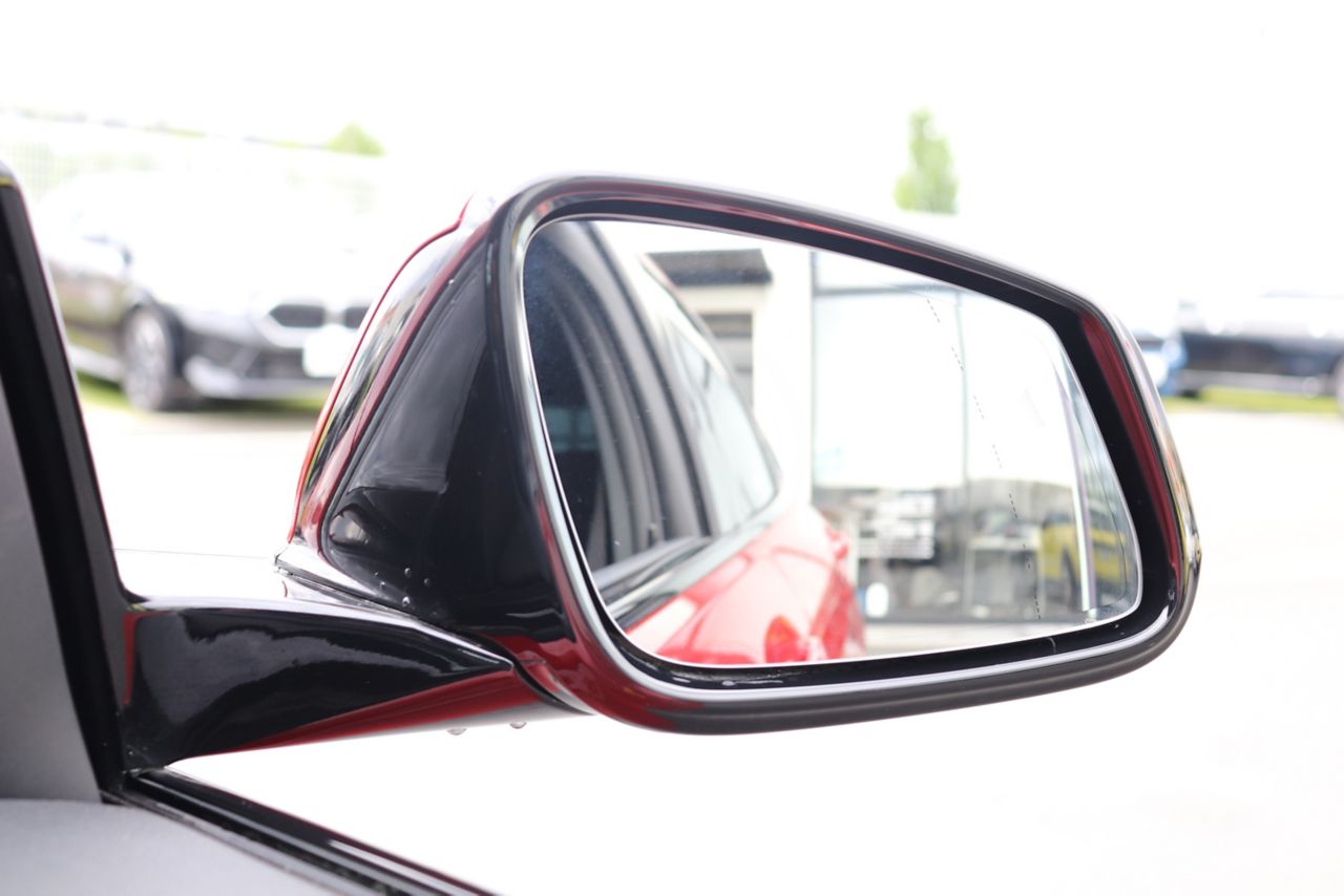 F40 118d Sports Hatch 5-door B47 2.0d