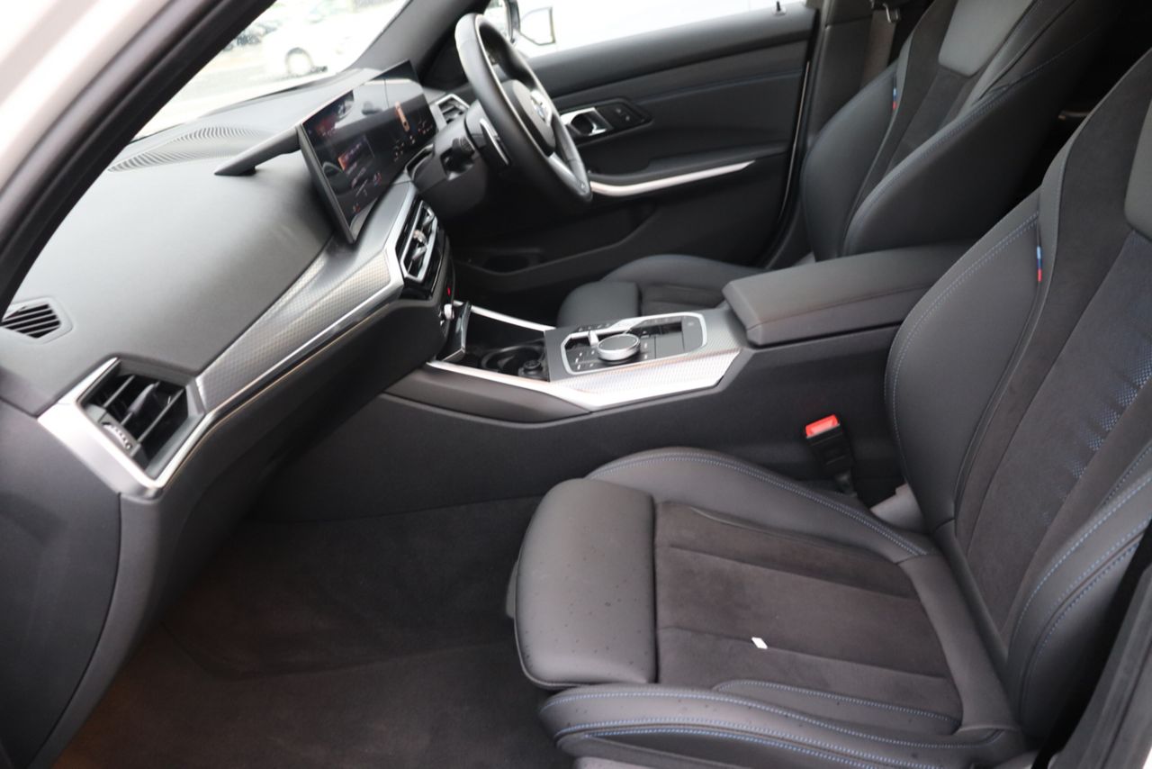 G21 320i Touring LCI RHD